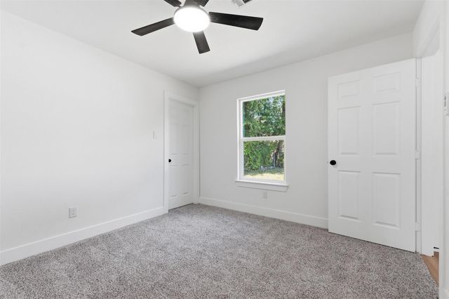 5711 Thrush Drive, Houston, TX 77033