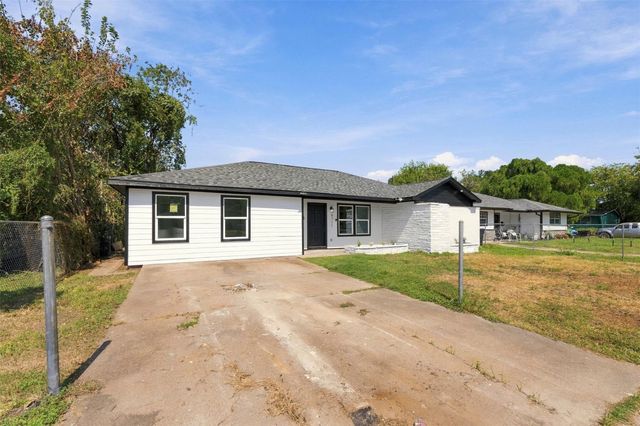 5711 Thrush Drive, Houston, TX 77033