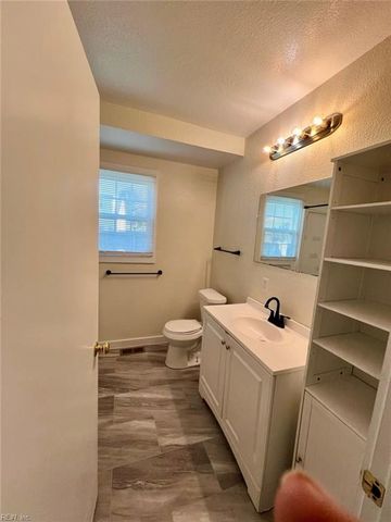 4522 Bankhead AVE A, Norfolk, VA 23513