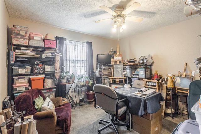 11824 Larkdale Drive, Yukon, OK 73099