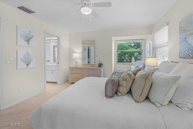 660 Wiggins Bay DR B21, Naples, FL 34110