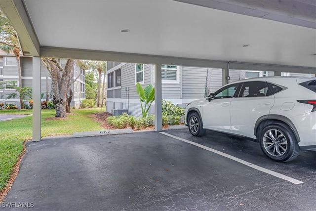 660 Wiggins Bay DR B21, Naples, FL 34110