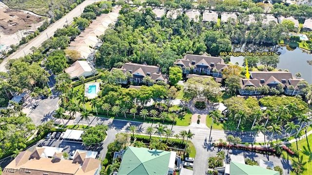 660 Wiggins Bay DR B21, Naples, FL 34110