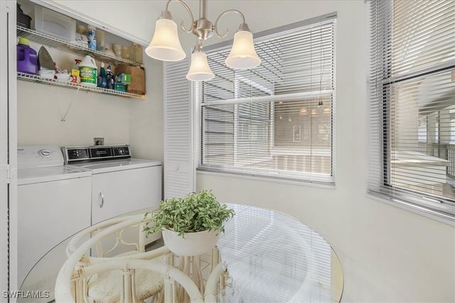 660 Wiggins Bay DR B21, Naples, FL 34110