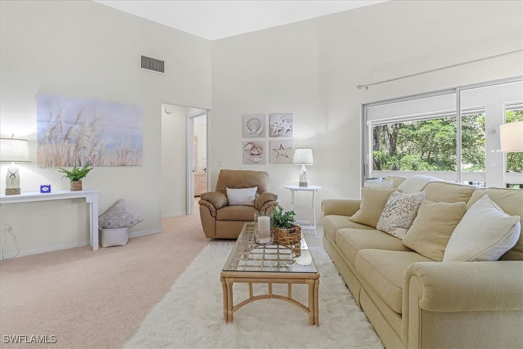 660 Wiggins Bay DR B21, Naples, FL 34110