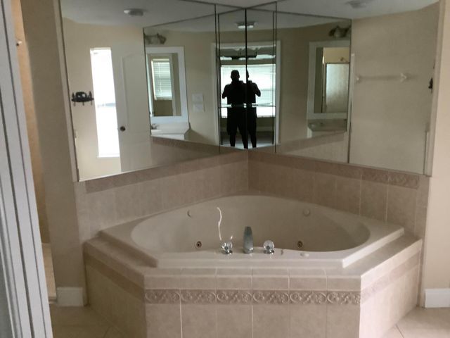 5828 NW Dana Circle, Port St. Lucie, Port St Lucie, FL 34986