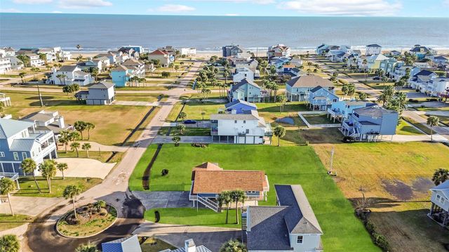 4123 Pelican Lane, Galveston, TX 77554