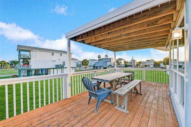 4123 Pelican Lane, Galveston, TX 77554