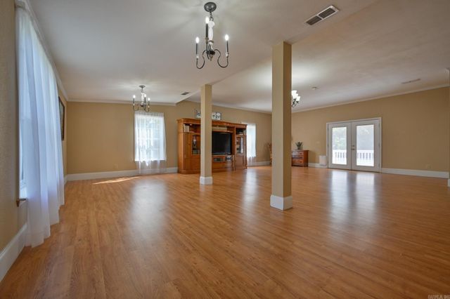 1010 Janssen Avenue, Mena, AR 71953