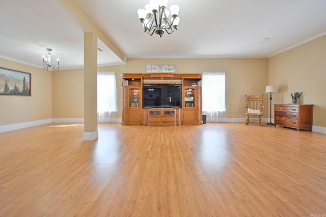 1010 Janssen Avenue, Mena, AR 71953