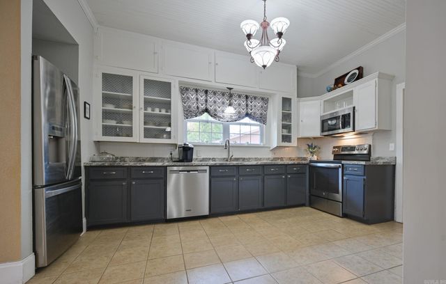 1010 Janssen Avenue, Mena, AR 71953