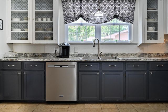 1010 Janssen Avenue, Mena, AR 71953