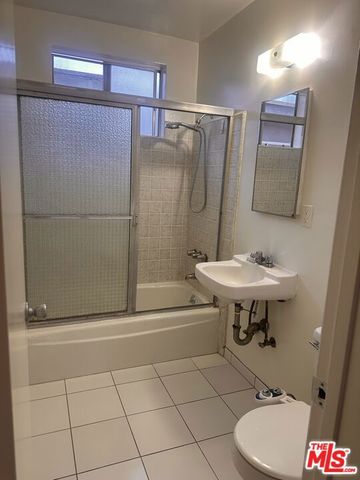 12300 Pacific Avenue 7, Los Angeles, CA 90066