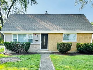 8954 Southfield Drive, Bridgeview, IL 60455
