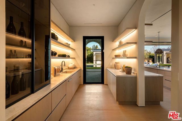 5344 Oak Park Avenue, Encino (los Angeles), CA 91316