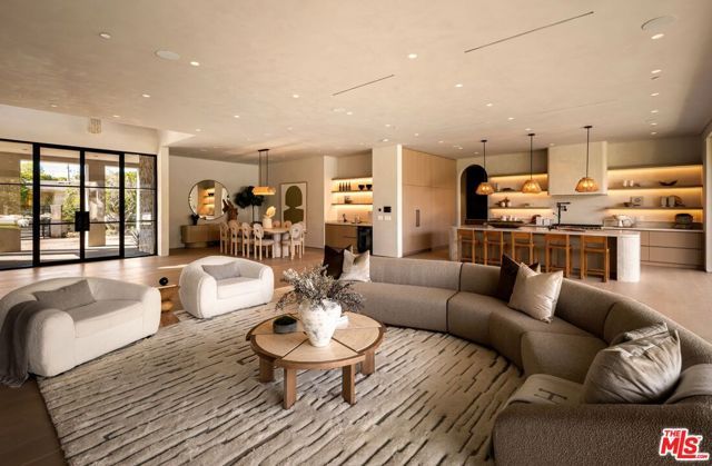 5344 Oak Park Avenue, Encino (los Angeles), CA 91316