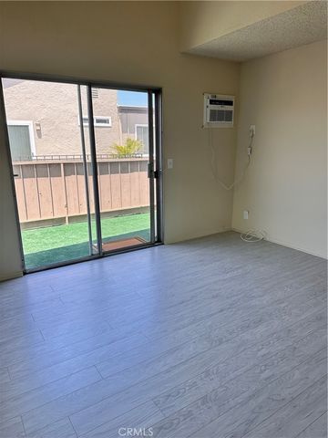 2517 Florida 7, Huntington Beach, CA 92648