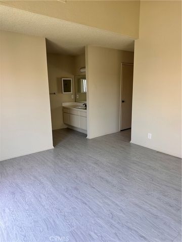 2517 Florida 7, Huntington Beach, CA 92648