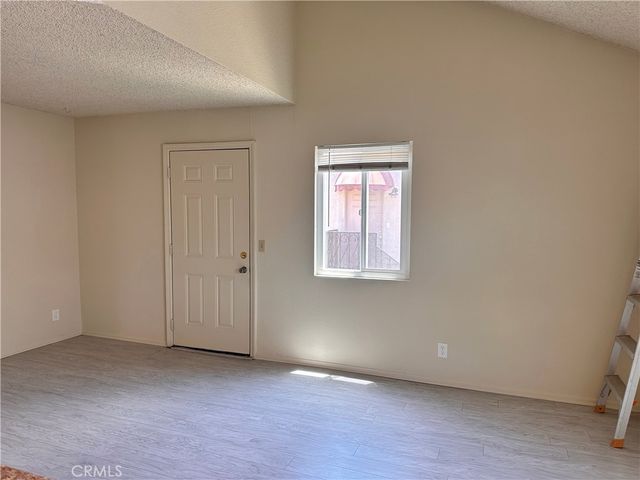 2517 Florida 7, Huntington Beach, CA 92648