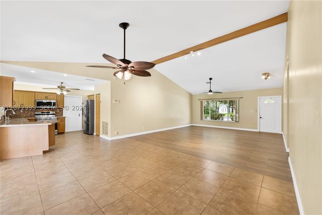 10370 NW 20th Ct, Sunrise, FL 33322