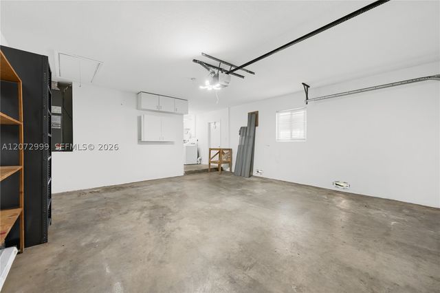 10370 NW 20th Ct, Sunrise, FL 33322