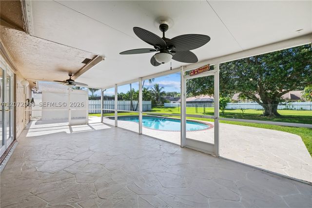 10370 NW 20th Ct, Sunrise, FL 33322