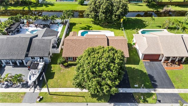 10370 NW 20th Ct, Sunrise, FL 33322