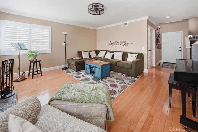 28828 Loretta Lane, Canyon Country, CA 91387