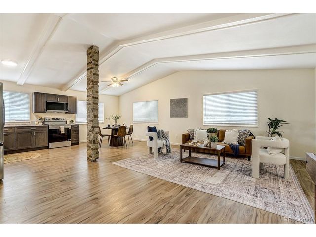 6508 Gambol Quail Dr, Colorado Springs, CO 80918