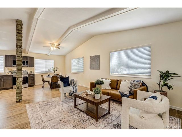 6508 Gambol Quail Dr, Colorado Springs, CO 80918