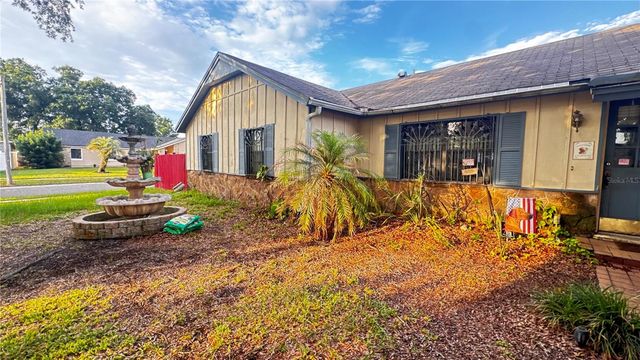 8168 STRADA DRIVE, Orlando, FL 32822