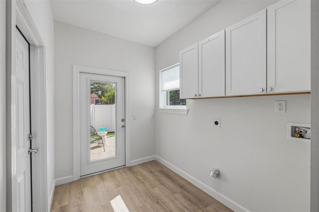 494 39TH AVENUE N, St Petersburg, FL 33704