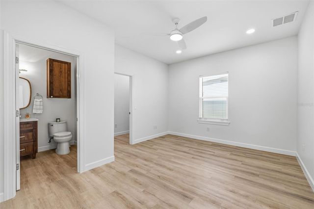 494 39TH AVENUE N, St Petersburg, FL 33704