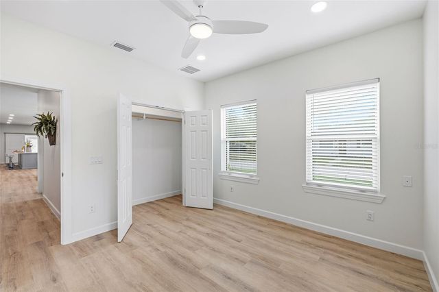 494 39TH AVENUE N, St Petersburg, FL 33704