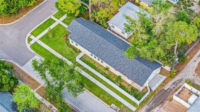 494 39TH AVENUE N, St Petersburg, FL 33704