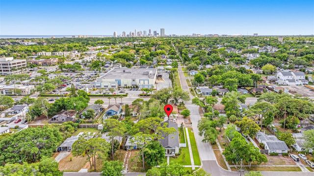 494 39TH AVENUE N, St Petersburg, FL 33704