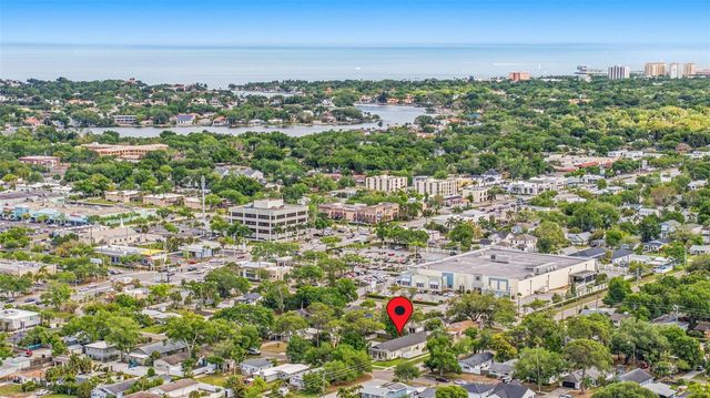 494 39TH AVENUE N, St Petersburg, FL 33704