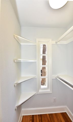 410 Kenniston DR, Austin, TX 78752