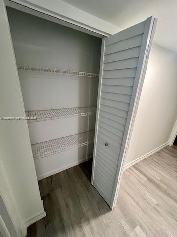 9359 N Fontainebleau Boulevard F109, Miami, FL 33172