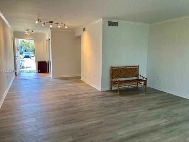 9359 N Fontainebleau Boulevard F109, Miami, FL 33172