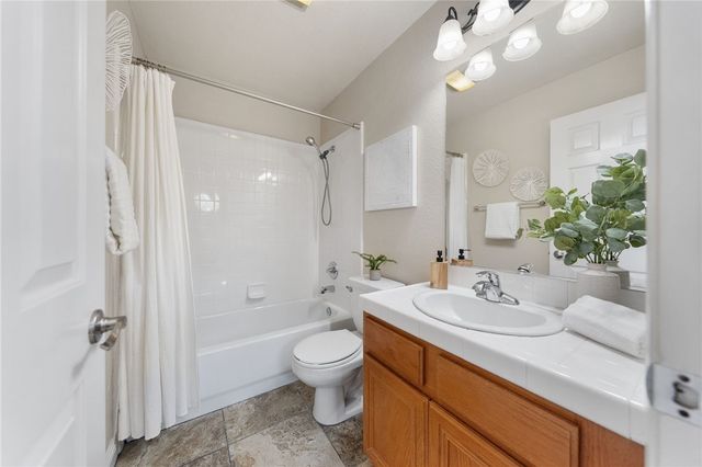 31465 Inverness Court, Temecula, CA 92591
