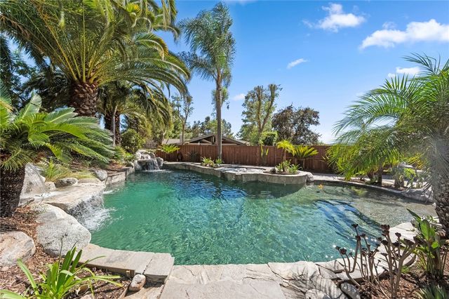 31465 Inverness Court, Temecula, CA 92591