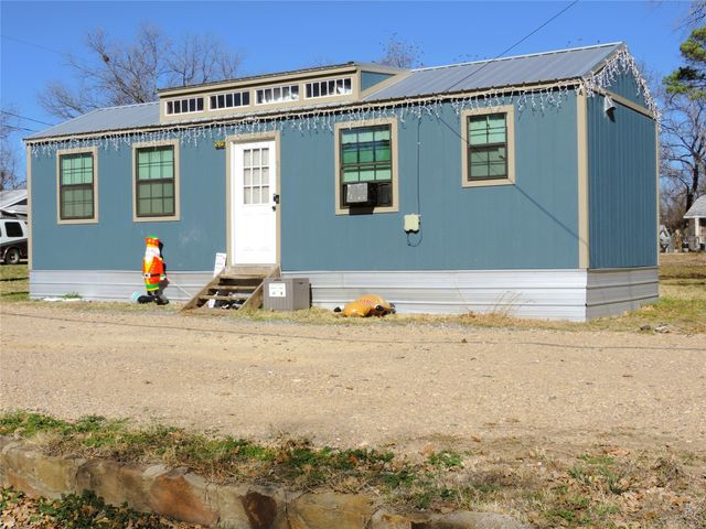 219 S Potter Street, Gorman, TX 76454
