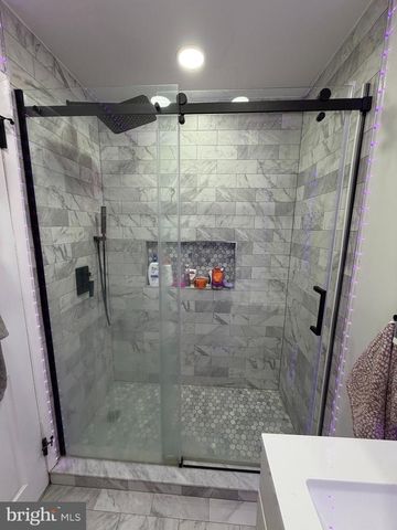 3326 PRIMROSE RD, Philadelphia, PA 19114