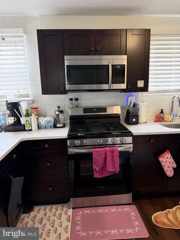 3326 PRIMROSE RD, Philadelphia, PA 19114