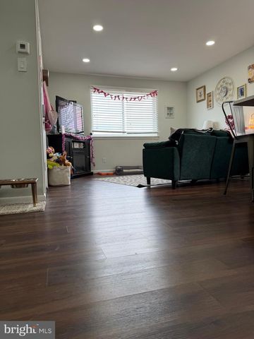 3326 PRIMROSE RD, Philadelphia, PA 19114