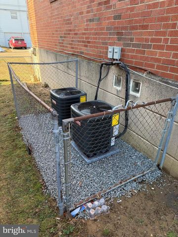 3326 PRIMROSE RD, Philadelphia, PA 19114