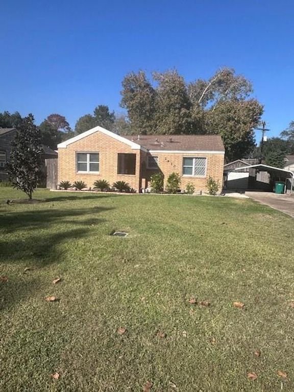 2410 Scott Street, La Marque, TX 77568