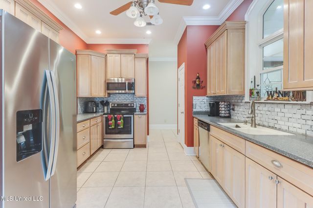 6446 Kome Drive, Diamondhead, MS 39525