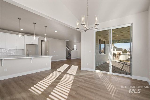 6135 N Senita Hills Ave, Meridian, ID 83646